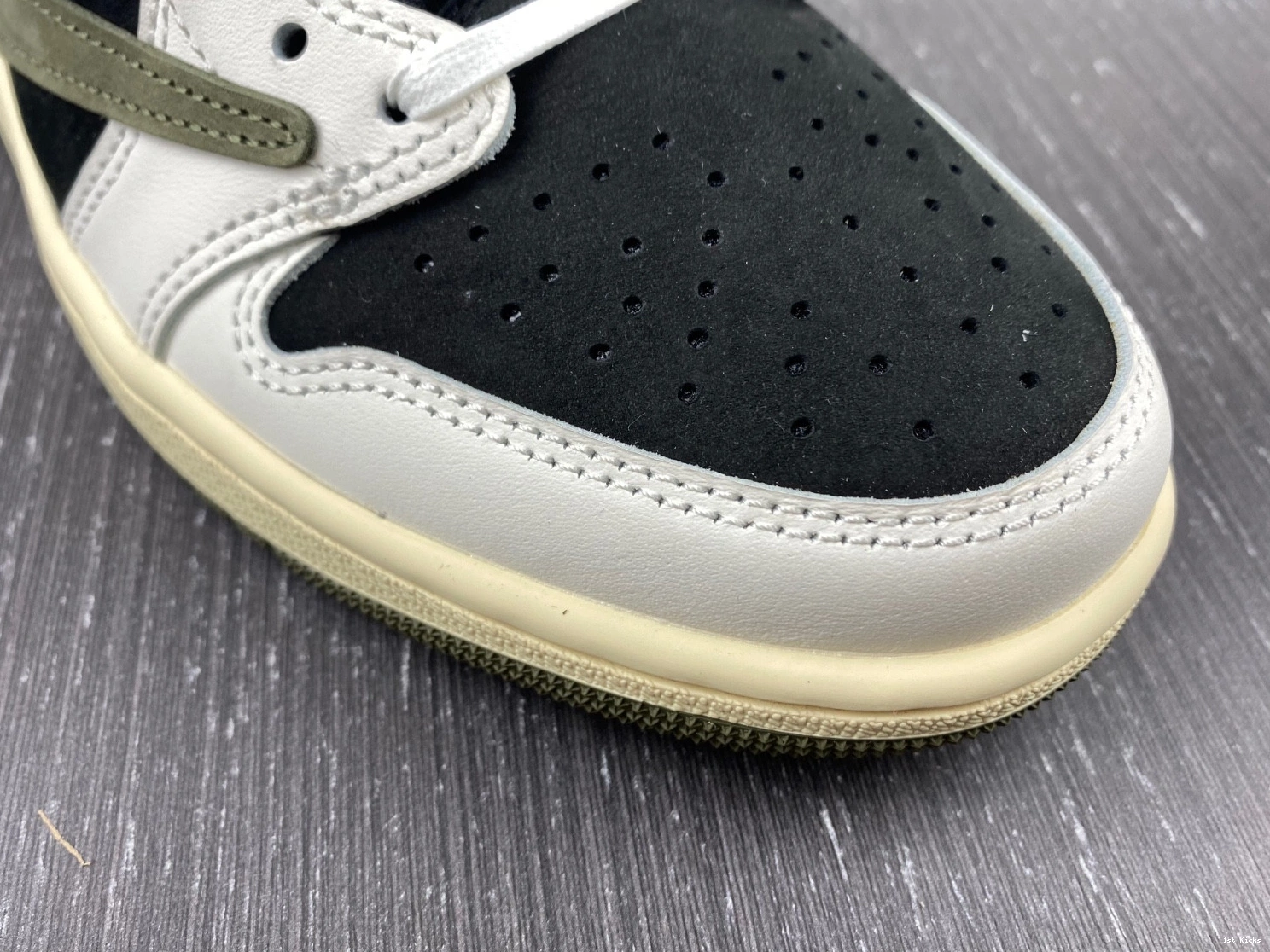 Travis DZ4137-106 Low Air 1 Olive Scott OG Jordan x 0421